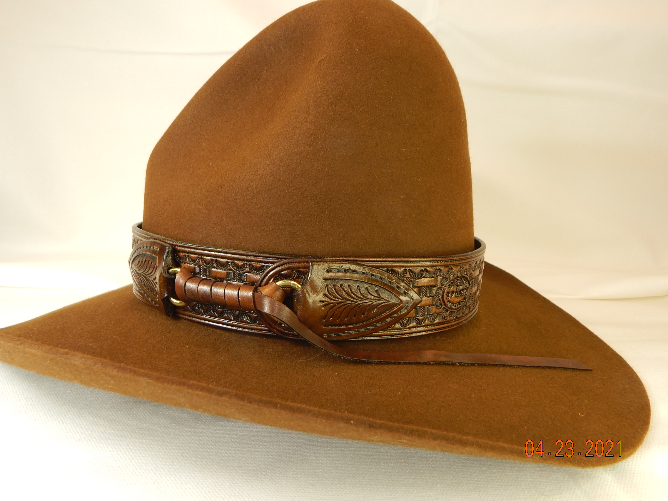 Leather Hat Band: Basket Weave Stamped