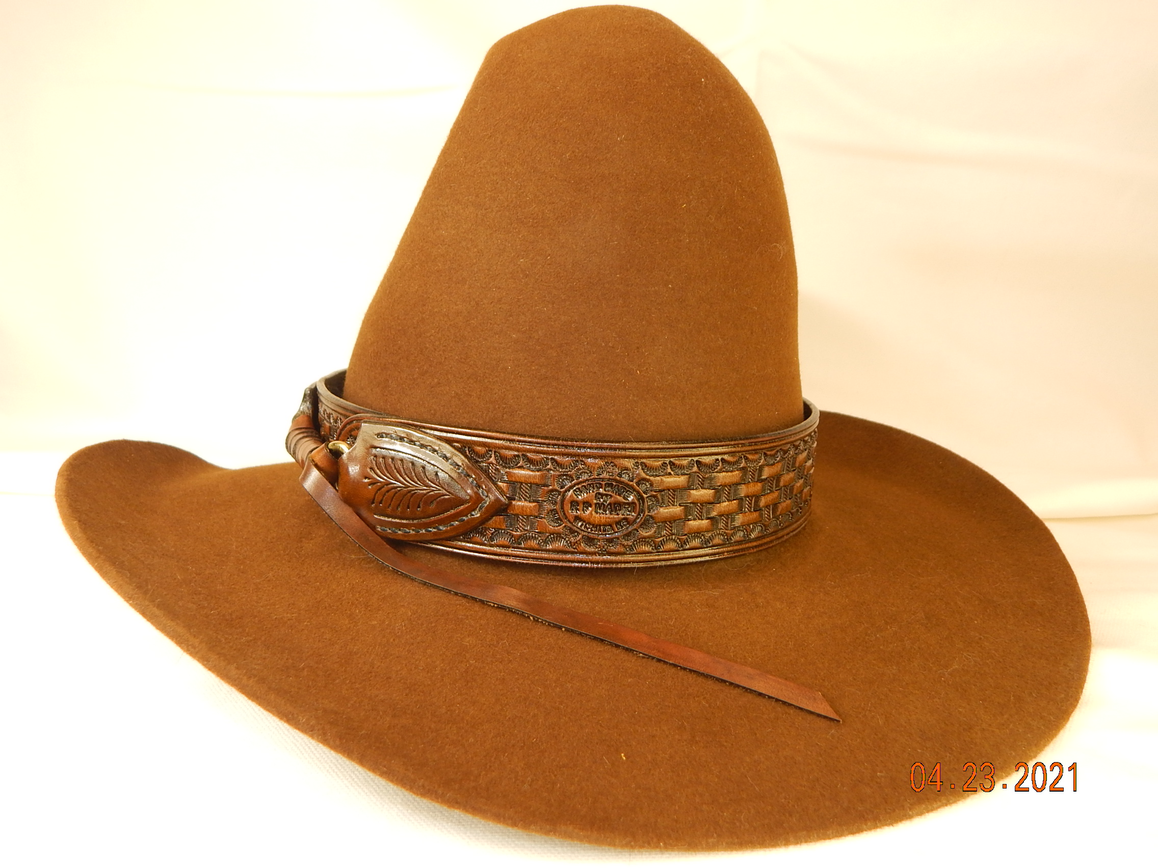 Leather Hat Band: Basket Weave Stamped