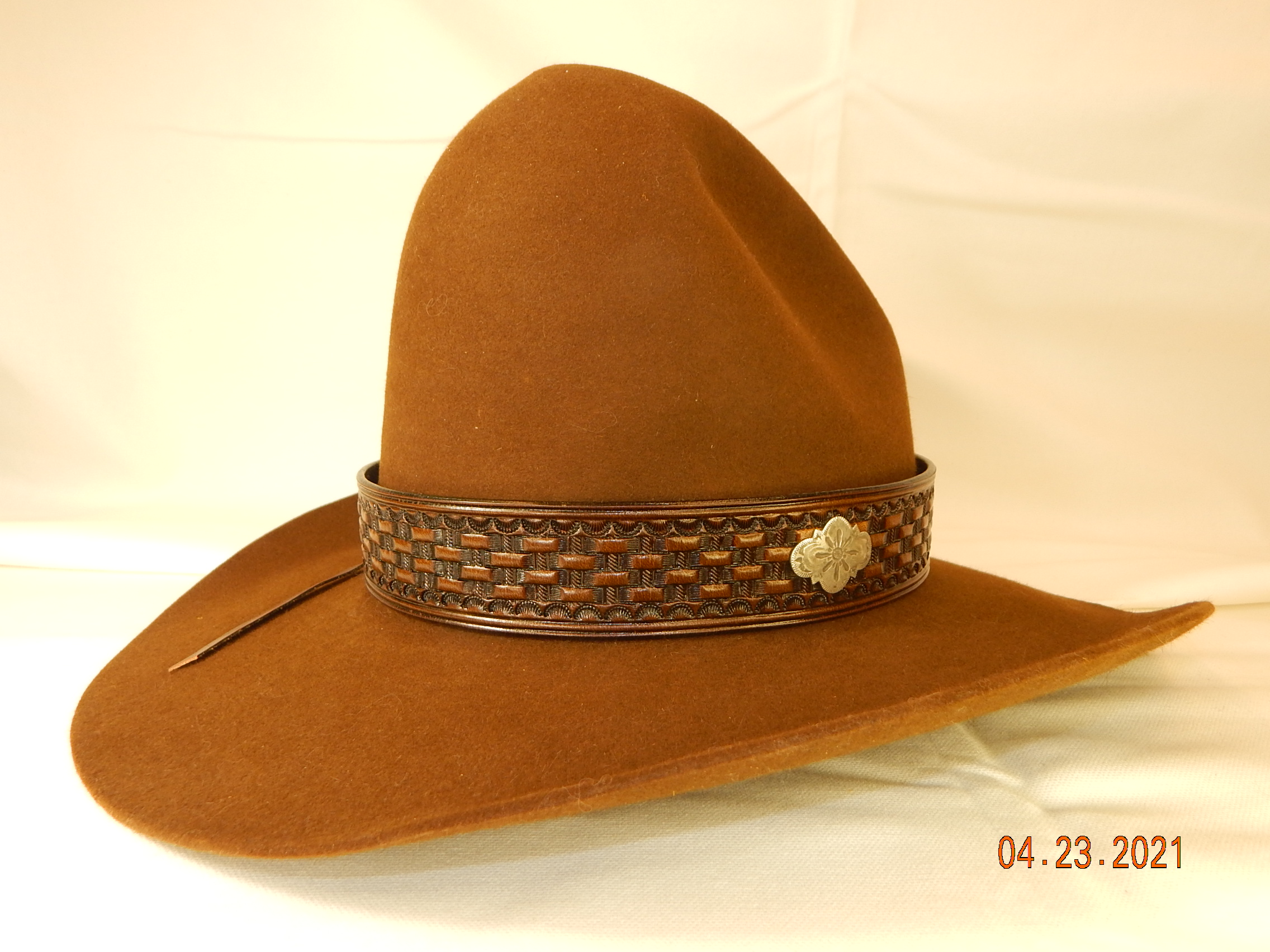 Leather Hat Band: Basket Weave Stamped