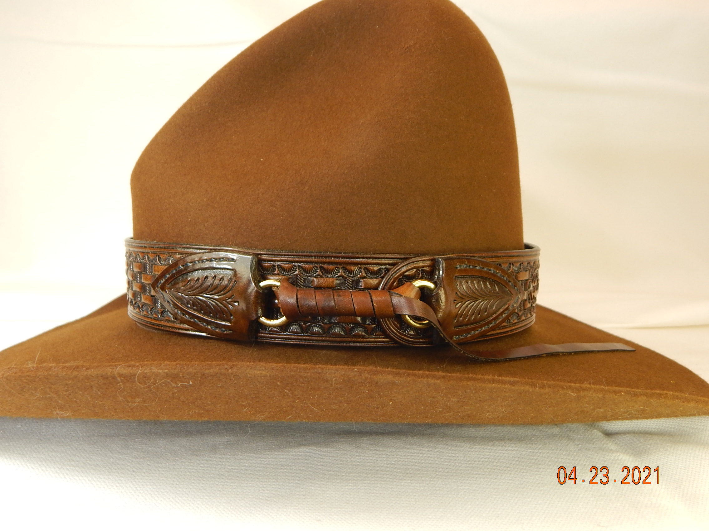 Leather Hat Band: Basket Weave Stamped