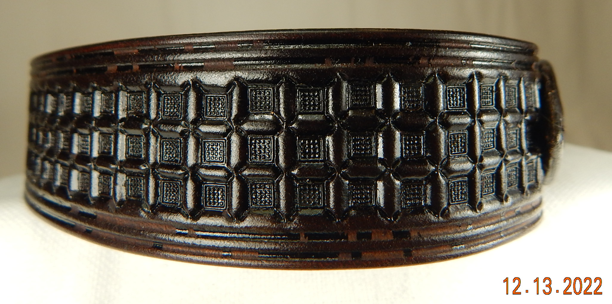 Leather Hat Band: Waffle Stamped