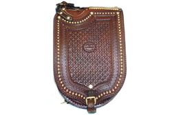 Custom Made Leather Pommel Bags: Lepo Design