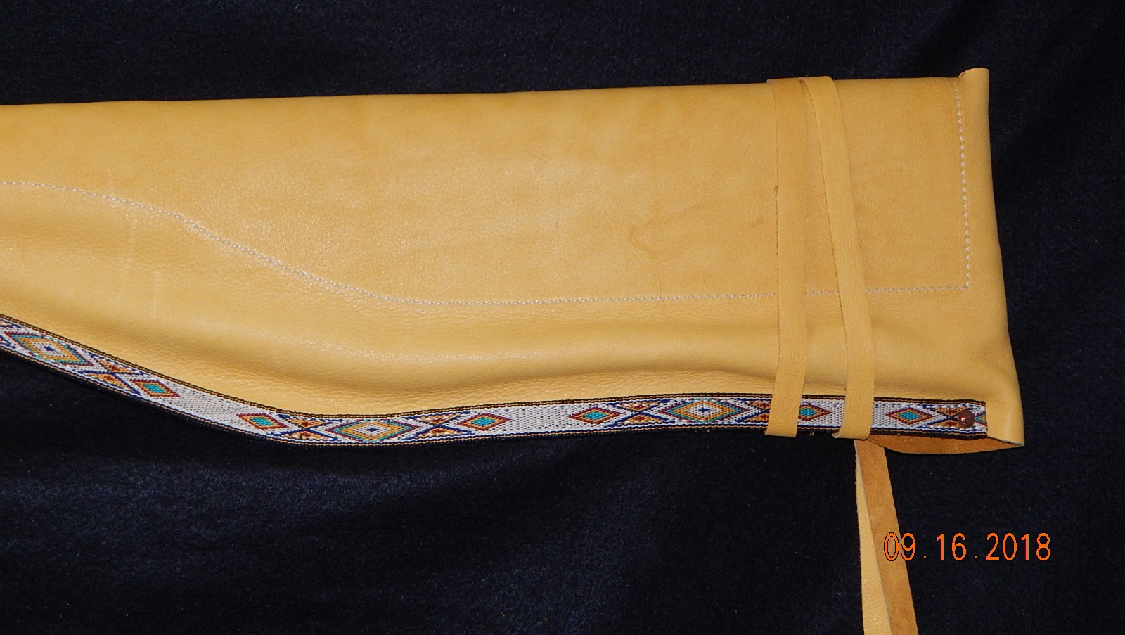 Custom-made Leather Rifle Case: Kelly Design